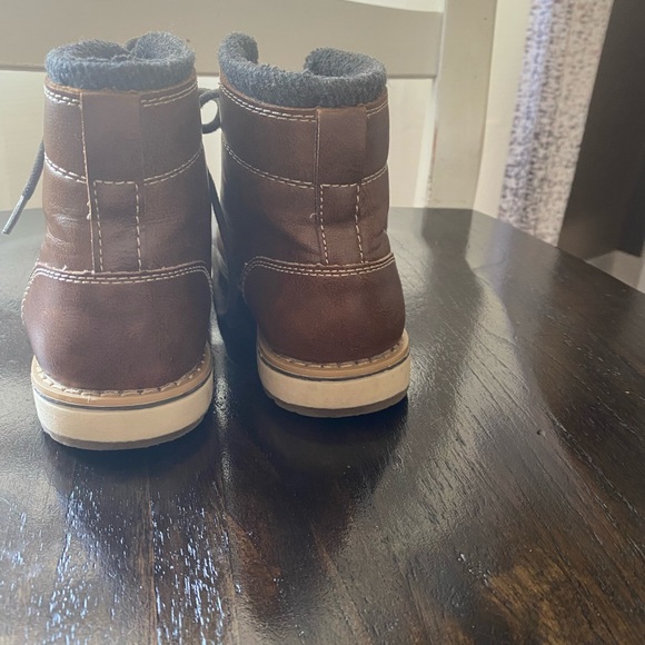 Boys Lace Up Boots - Picture 5 of 7